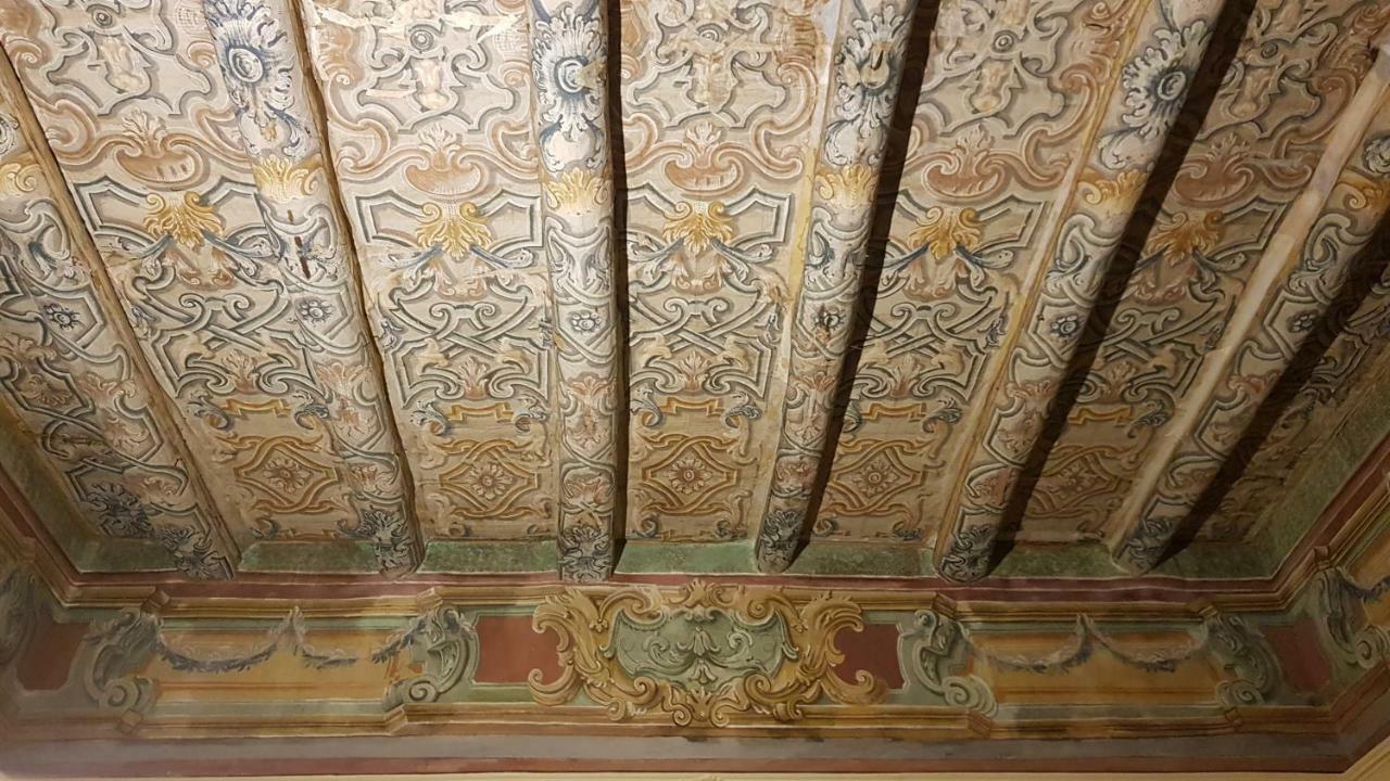 Residence San Mattia Наполи Екстериор снимка
