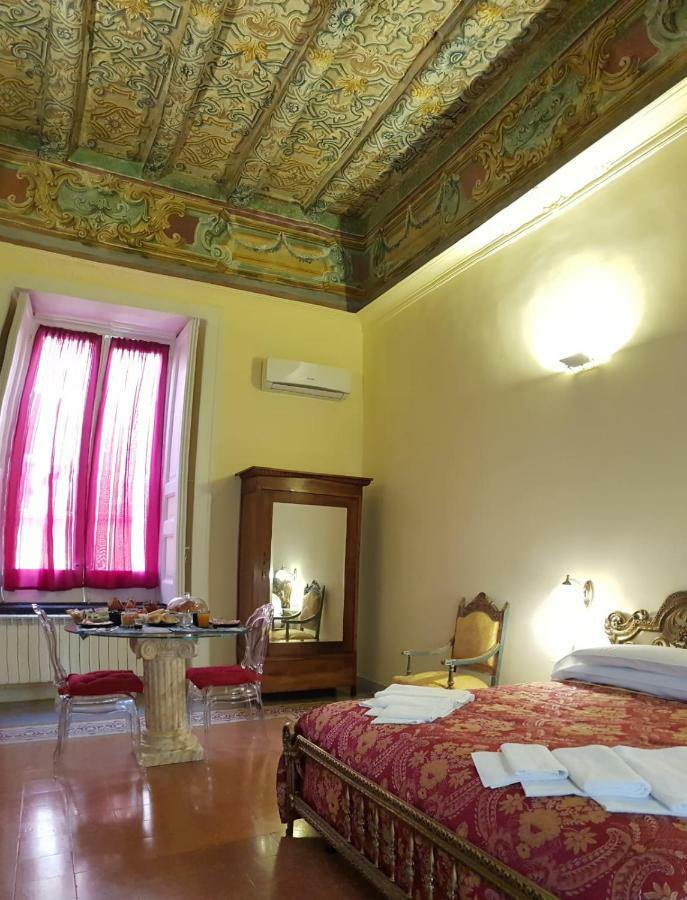 Residence San Mattia Наполи Екстериор снимка