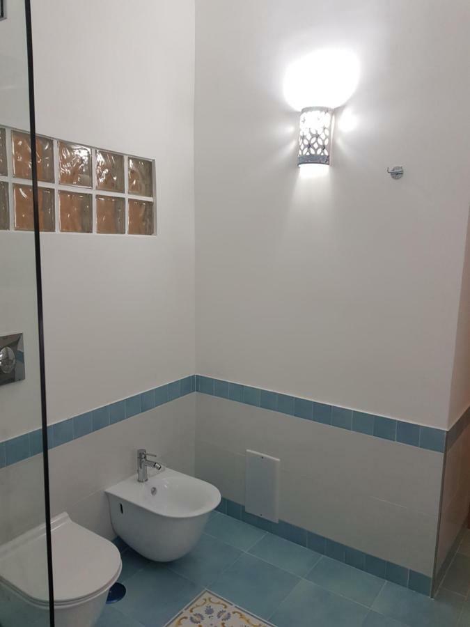 Residence San Mattia Наполи Екстериор снимка