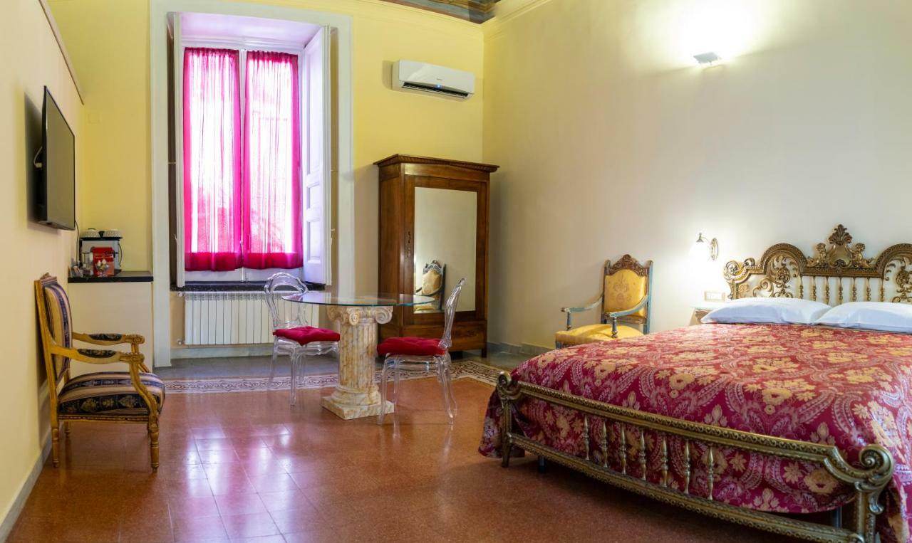 Residence San Mattia Наполи Екстериор снимка